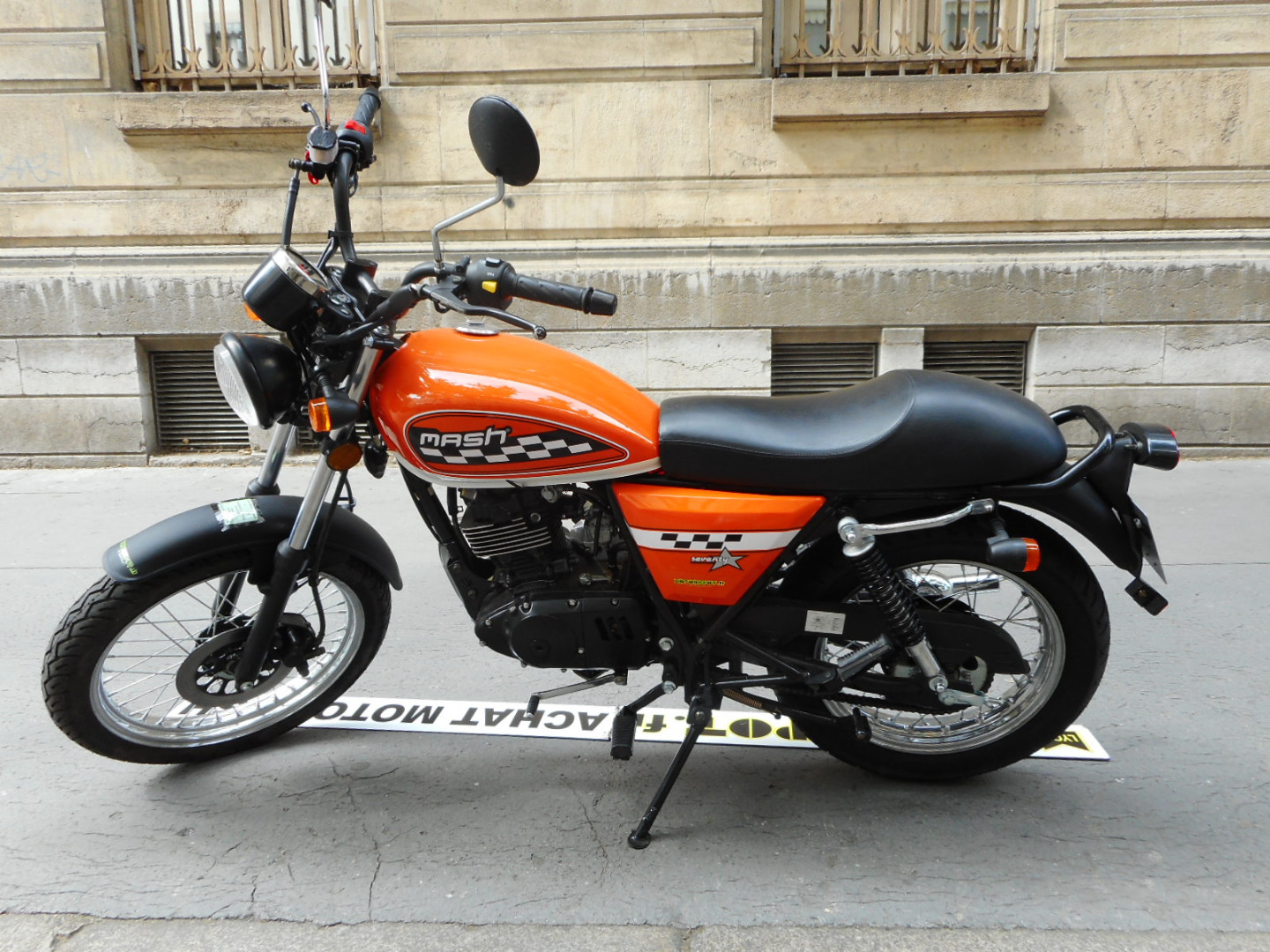 Moto depot Motos d’occasion collection mash, SEVENTY 125 MASH ORANGE